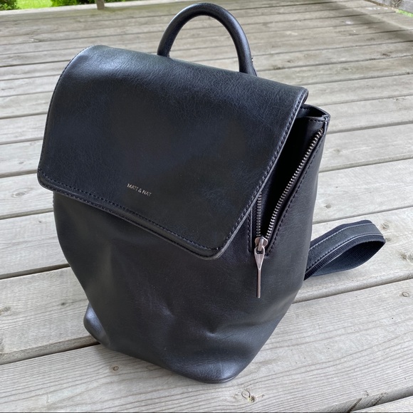 Matt & Nat Mini Backpack - Picture 2 of 12